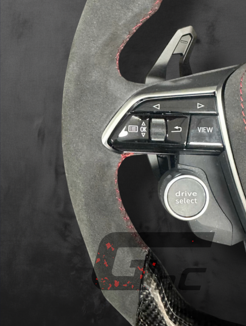 Custom Carbon & Alcantara Audi Steering Wheel – R8 buttons Edition